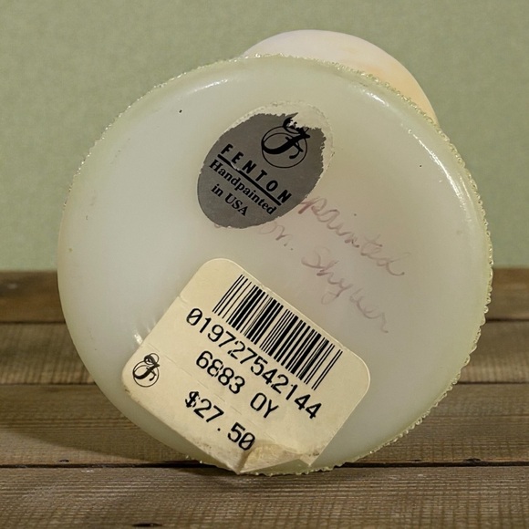 Fenton Hand Painted Satin Glass Bunny Egg Cup Signed - Picture 5 of 5